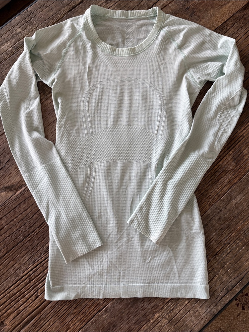 lululemon athletica Light Mint Seamless Long Sleeve Top